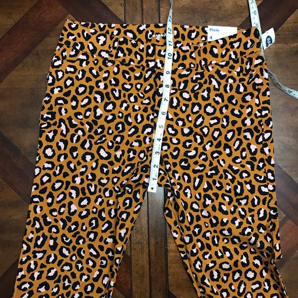 Old Navy Ankle Pixie Pant leopard print - Picture 6 of 7